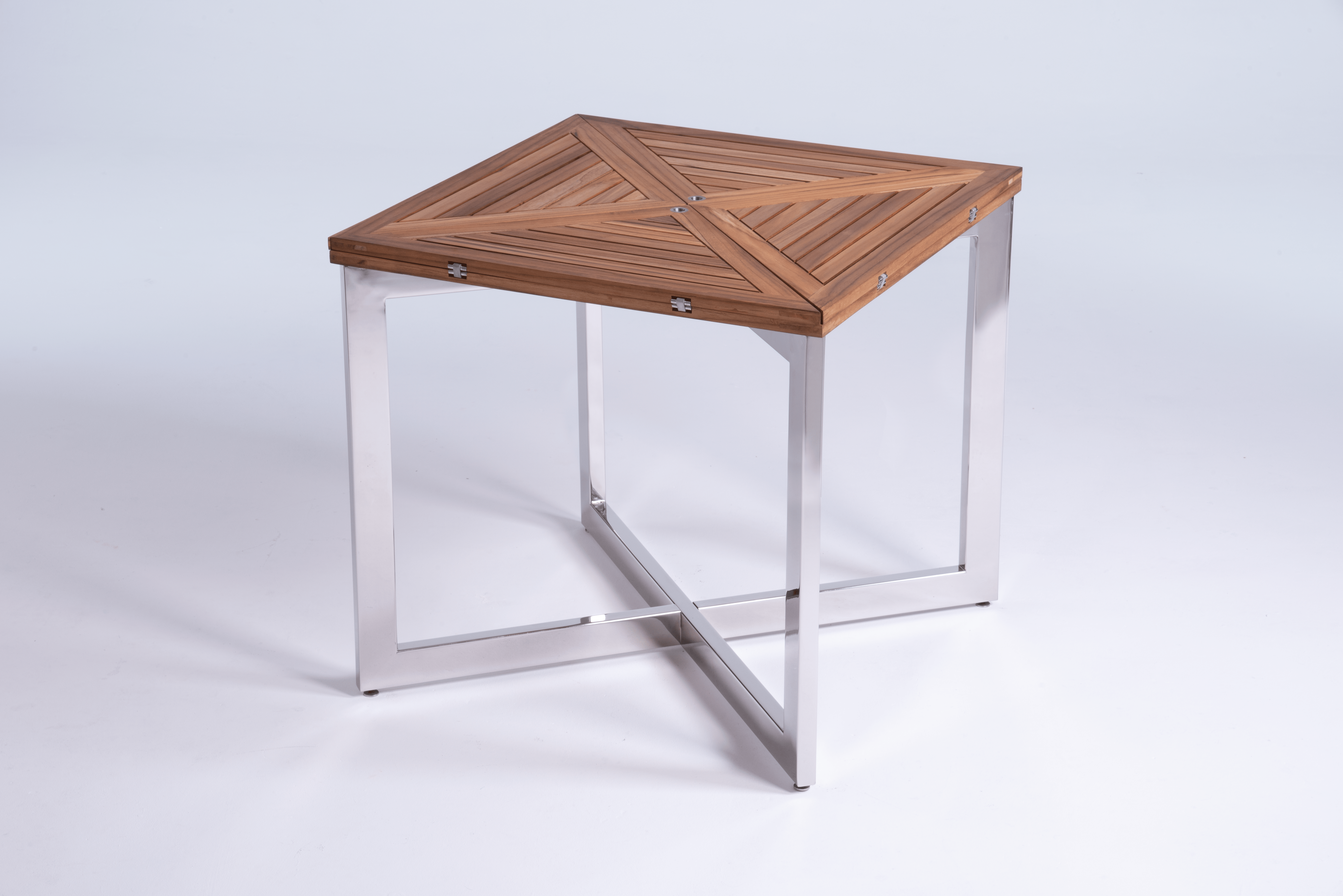 Mesa Cuadrada Extensible Maindeck acero satinado