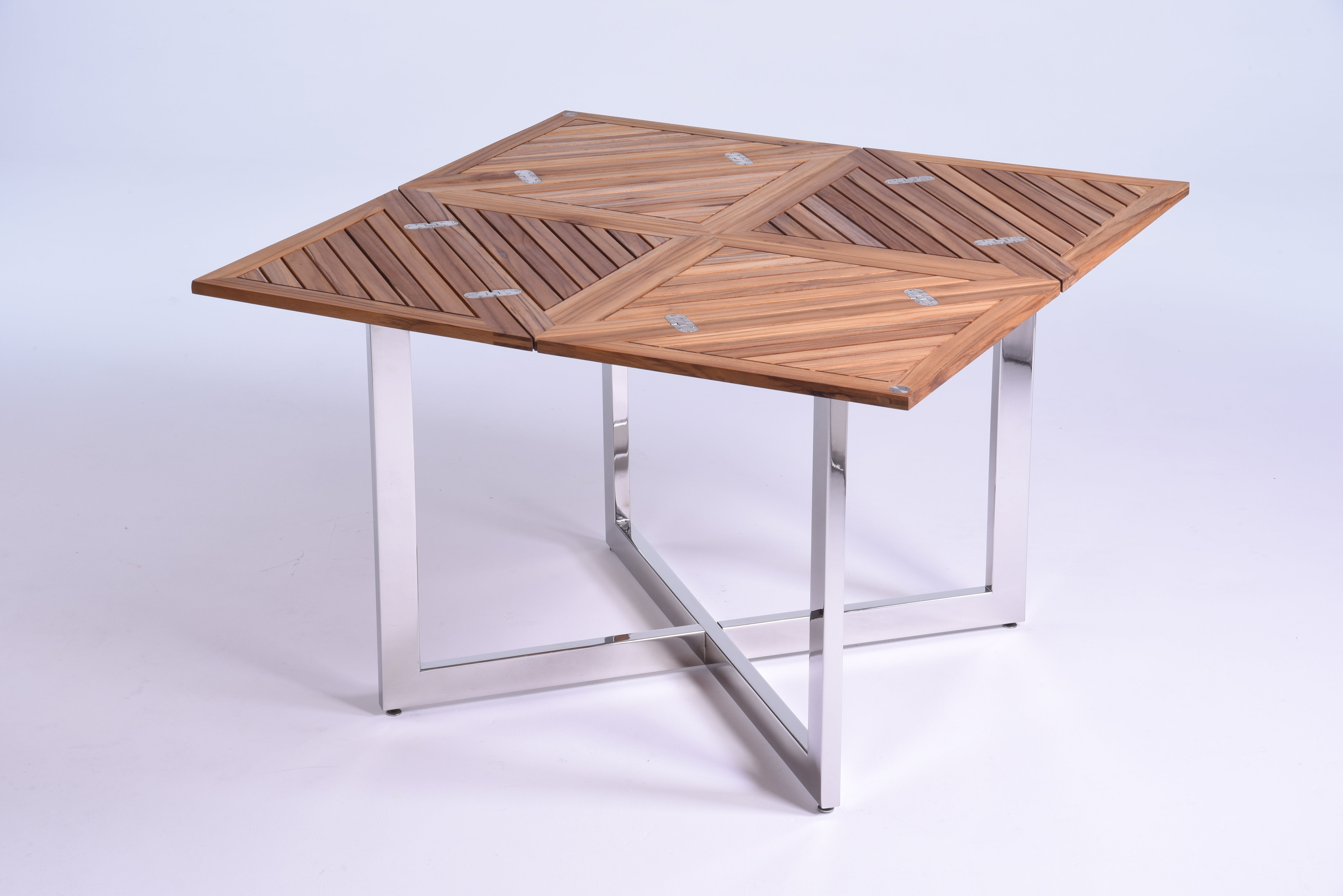 Mesa Cuadrada Extensible Maindeck acero brillante