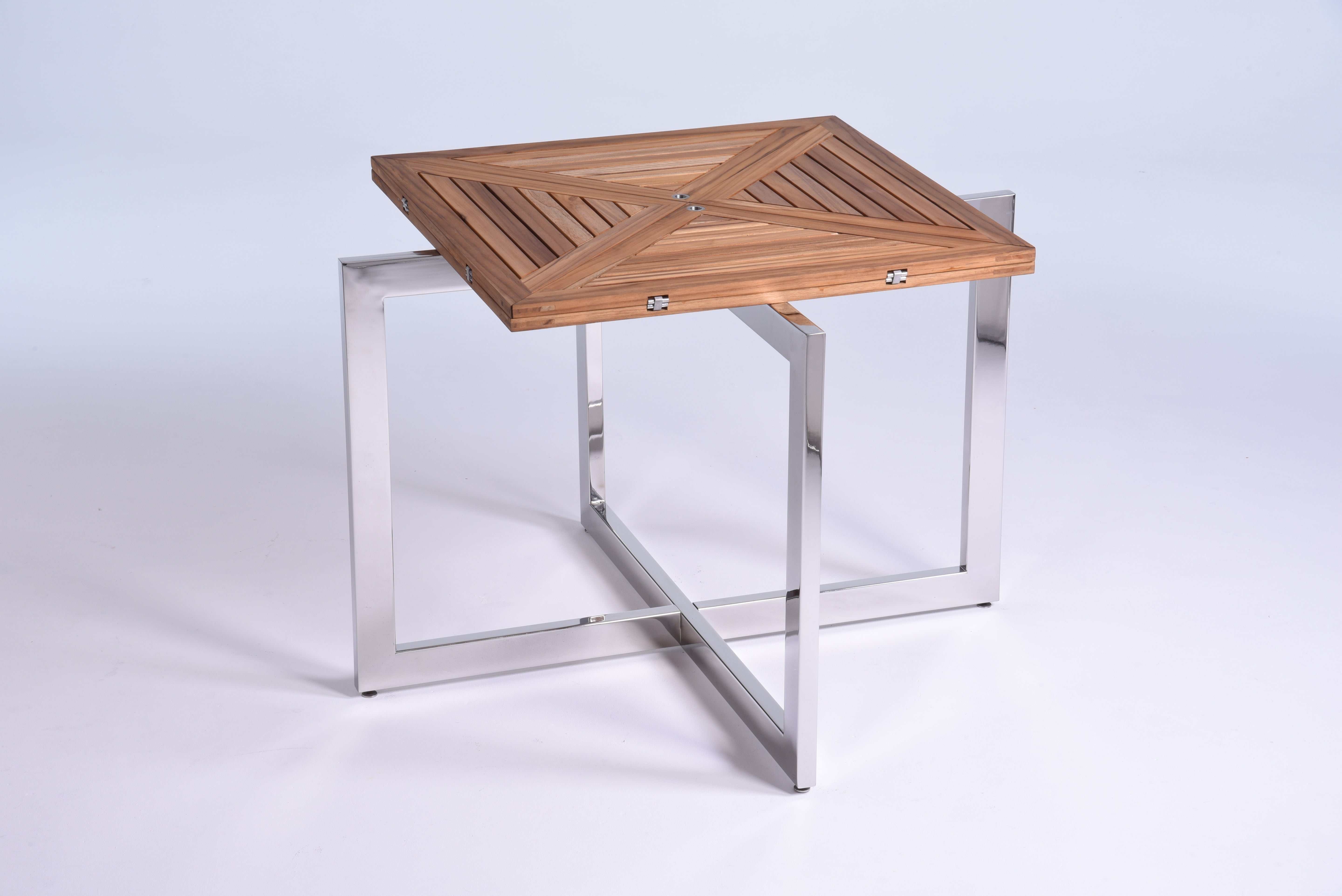 Mesa Cuadrada Extensible Maindeck acero brillante