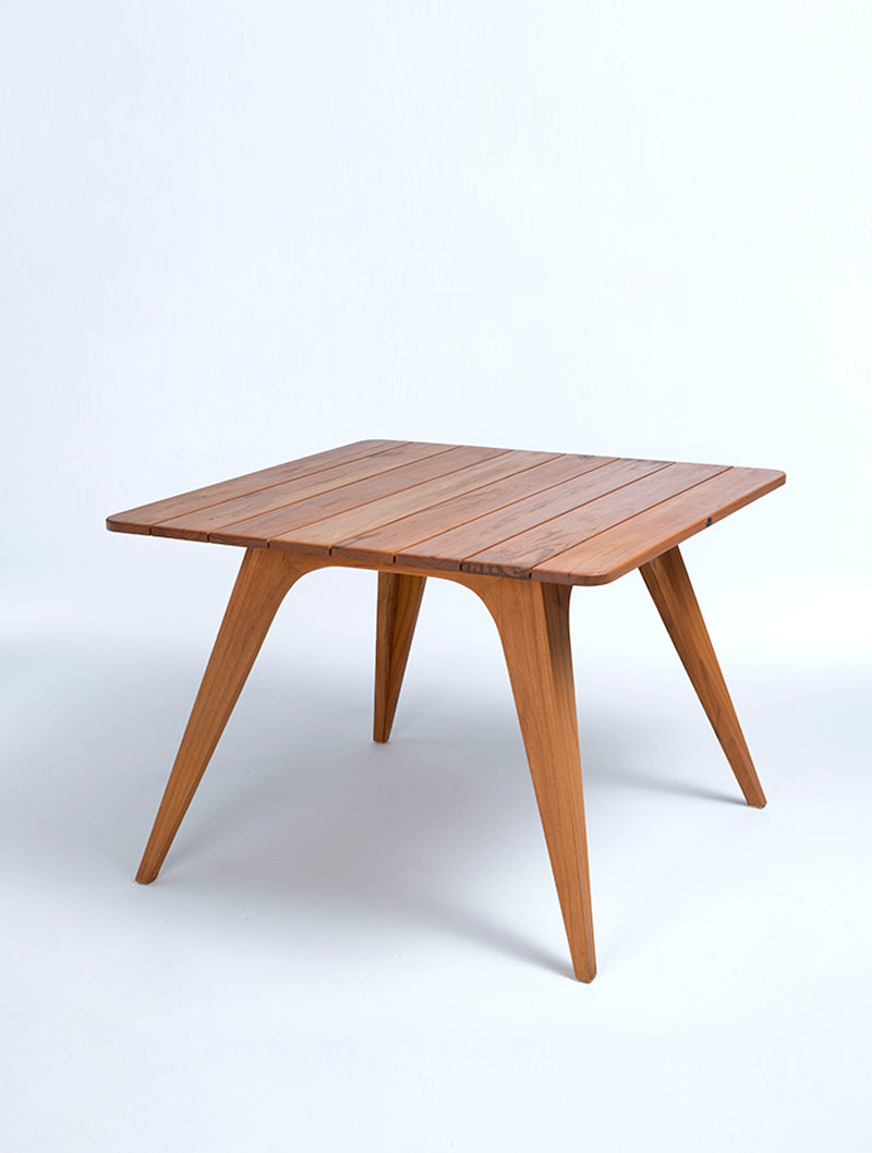 Mesa Cuadrada Lipstick 2