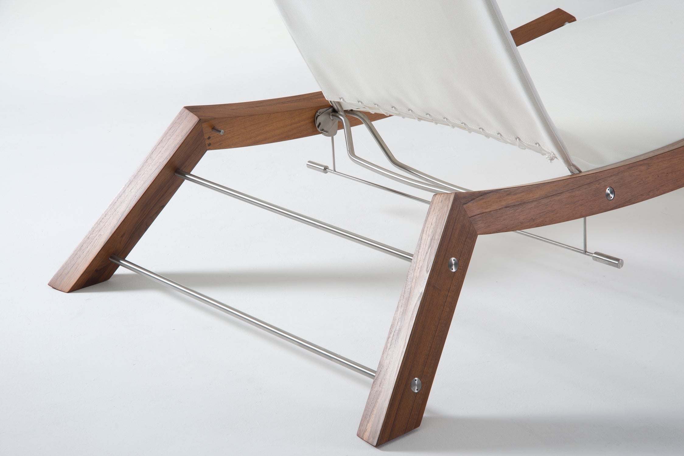 Tumbona Windmaster de acero satinado